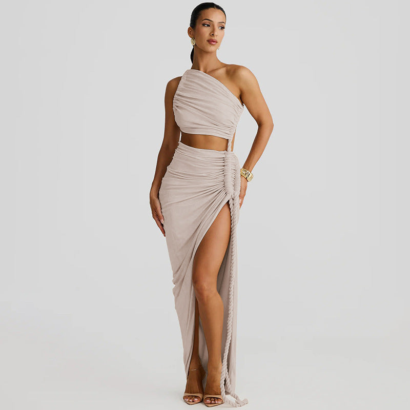 IBIZA – Asymmetrisches Cut-Out Kleid mit hoher Taille