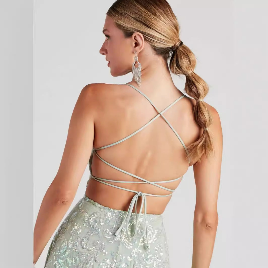 FORMENTERA – Funkelndes Pailletten-Minikleid mit Spaghettiträgern