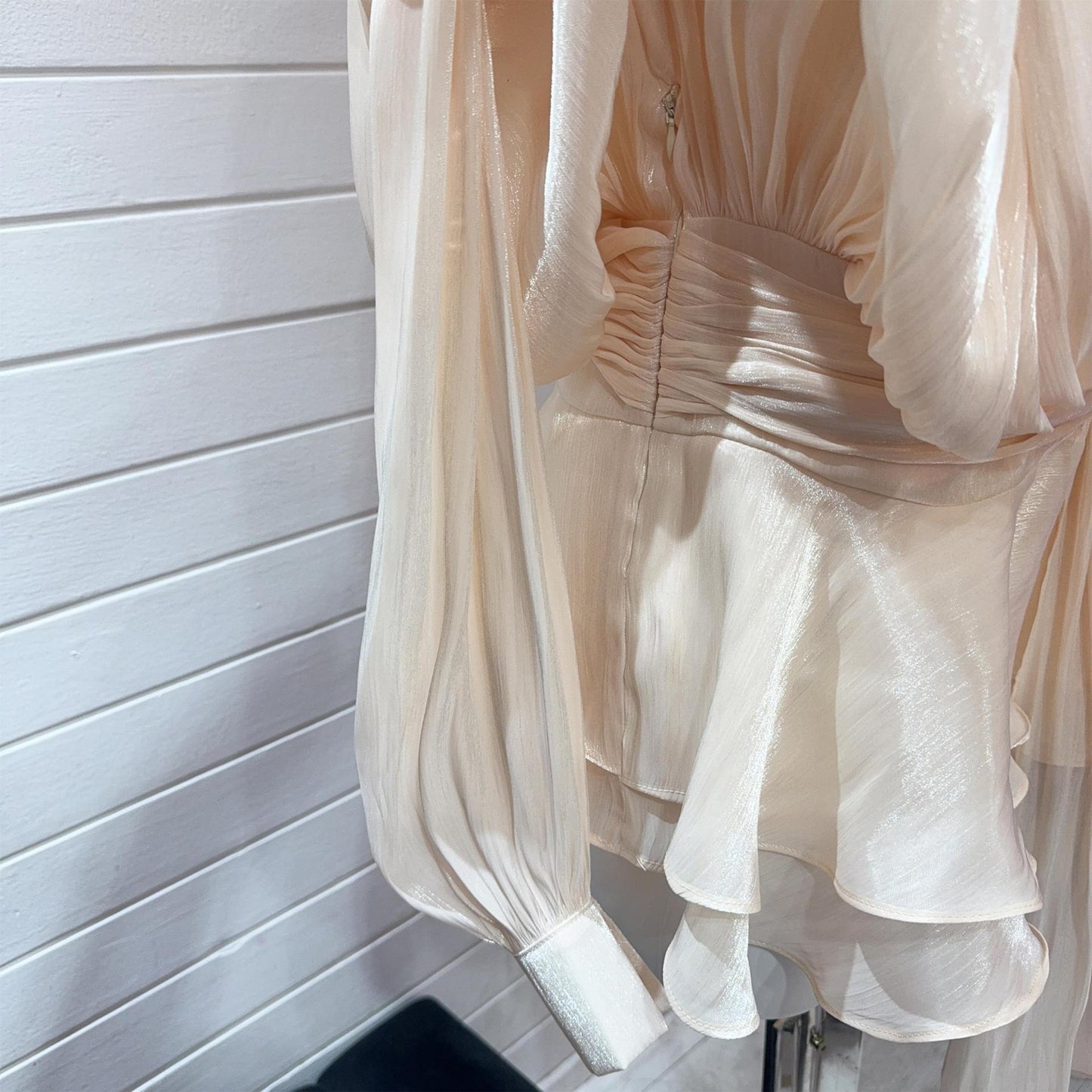 POSITANO –  Luftiges Rüschen-Minikleid mit Bindung
